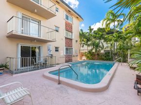 1840 Dewey St 101, Hollywood FL 33020