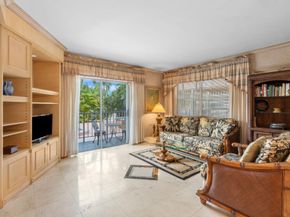 1840 Dewey St 101, Hollywood FL 33020