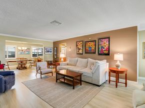 814 SW 5th Avenue, Boynton Beach FL 33426