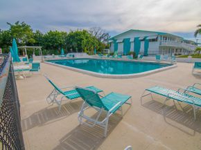 2004 Lake Osborne Drive 1, Lake Worth Beach FL 33461