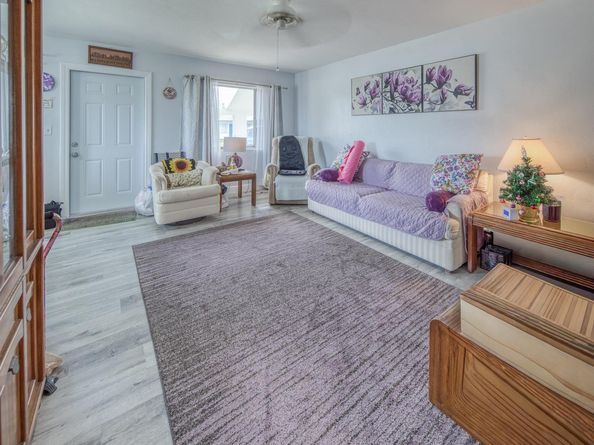 2004 Lake Osborne Drive 1, Lake Worth Beach FL 33461