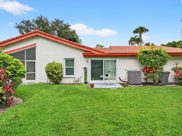5735 Lakeview Mews Circle, Boynton Beach FL 33437