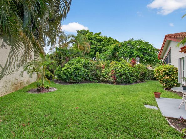 5735 Lakeview Mews Circle, Boynton Beach FL 33437