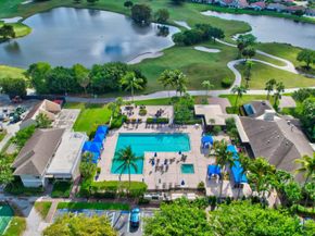 5735 Lakeview Mews Circle, Boynton Beach FL 33437
