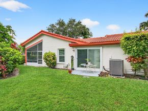 5735 Lakeview Mews Circle, Boynton Beach FL 33437