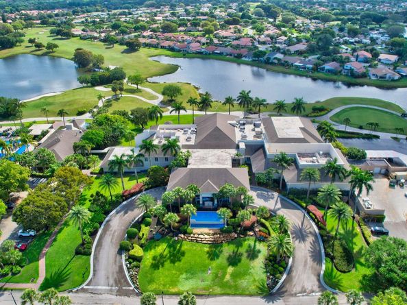 5735 Lakeview Mews Circle, Boynton Beach FL 33437