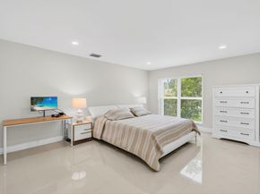 5735 Lakeview Mews Circle, Boynton Beach FL 33437