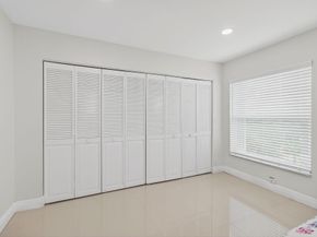 5735 Lakeview Mews Circle, Boynton Beach FL 33437