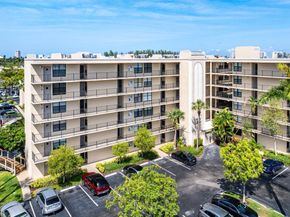 12 Royal Palm Way Unit 605, Boca Raton FL 33432