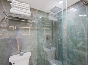 12 Royal Palm Way Unit 605, Boca Raton FL 33432