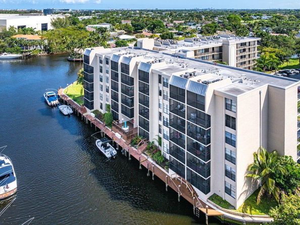 12 Royal Palm Way Unit 605, Boca Raton FL 33432
