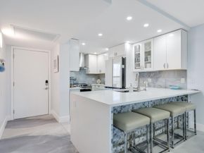 12 Royal Palm Way Unit 605, Boca Raton FL 33432