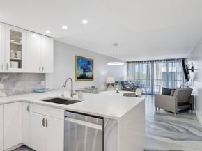 12 Royal Palm Way Unit 605, Boca Raton FL 33432