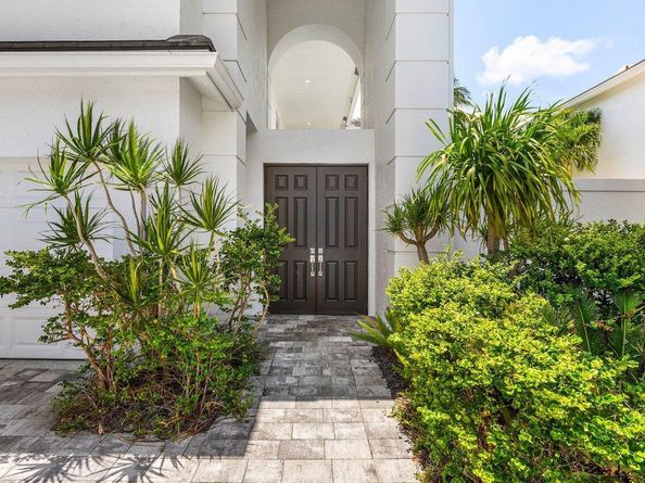 5779 Regency Circle W, Boca Raton FL 33496
