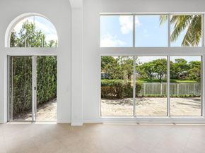 5779 Regency Circle W, Boca Raton FL 33496