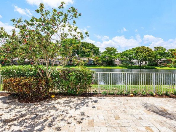 5779 Regency Circle W, Boca Raton FL 33496