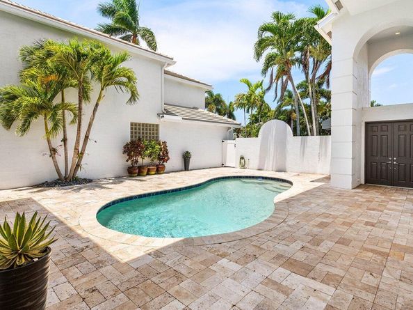 5779 Regency Circle W, Boca Raton FL 33496