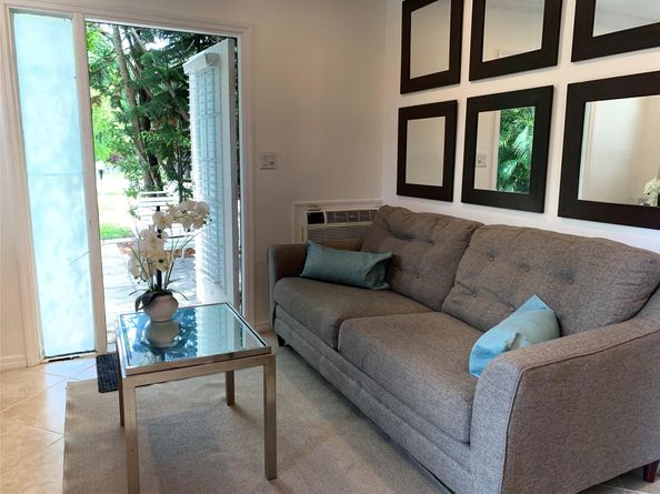 801 SW 10TH St, Fort Lauderdale FL 33315