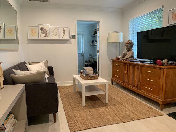 801 SW 10TH St, Fort Lauderdale FL 33315