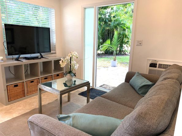 801 SW 10TH St, Fort Lauderdale FL 33315