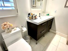 1136 Placetas Ave, Coral Gables FL 33146