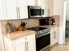 1136 Placetas Ave, Coral Gables FL 33146