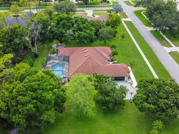 15140 Cedar Bluff Place, Wellington FL 33414