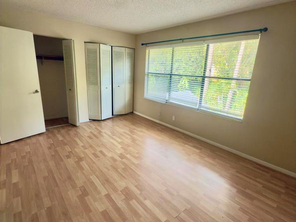 799 Hill Dr F, West Palm Beach FL 33415
