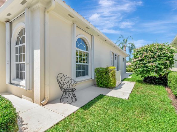 8049 Nevis Place, Wellington FL 33414