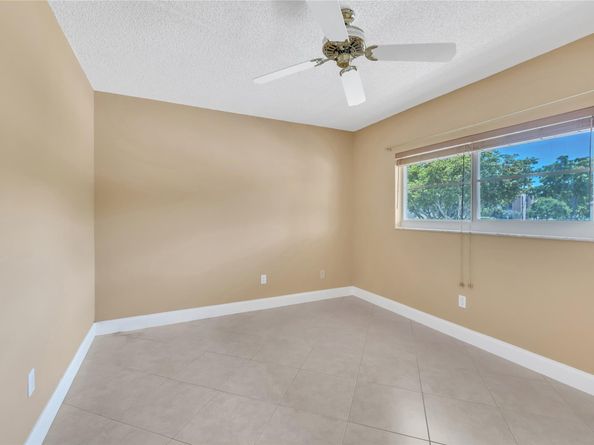 271 NW 76 Ave 206, Margate FL 33063