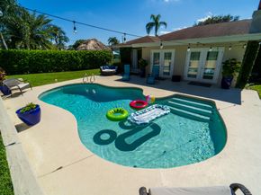 Undisclosed Address #RX-11091890, Lake Worth FL 33461
