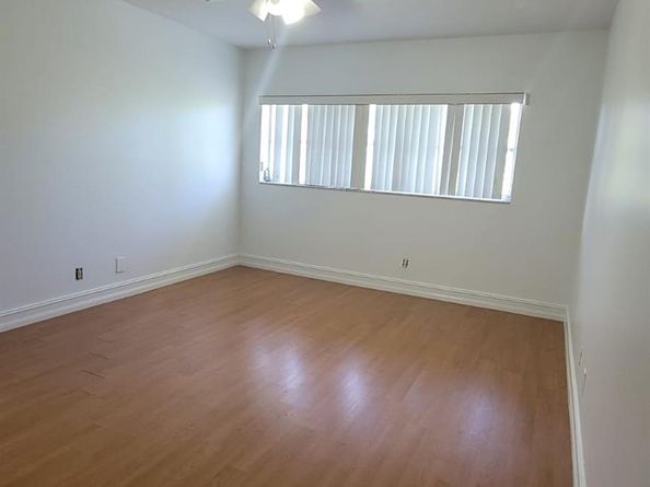4200 NW 3rd Ct 331, Plantation FL 33317