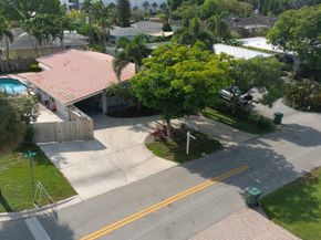 3792 NE 19th Avenue, Oakland Park FL 33308
