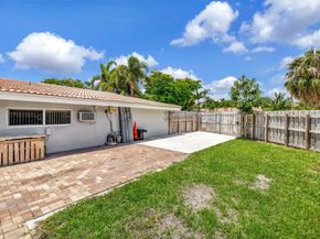 3792 NE 19th Avenue, Oakland Park FL 33308