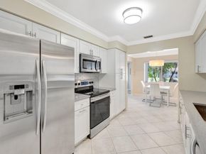 3792 NE 19th Avenue, Oakland Park FL 33308