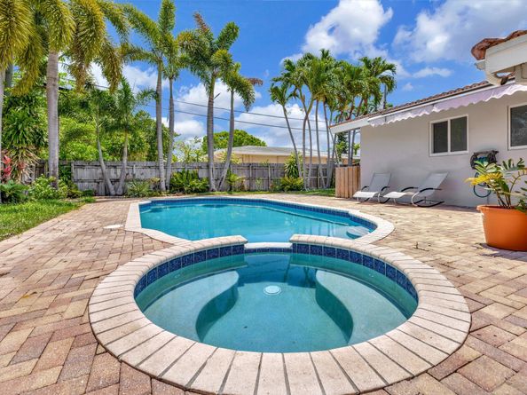 3792 NE 19th Avenue, Oakland Park FL 33308