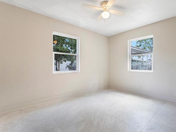 423 N F Street, Lake Worth Beach FL 33460