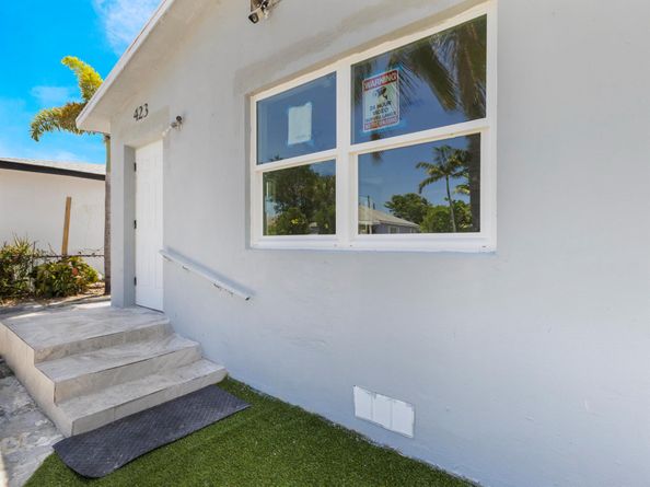 423 N F Street, Lake Worth Beach FL 33460