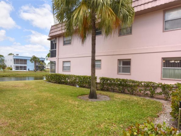 357 Saxony H 357, Delray Beach FL 33446