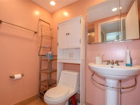357 Saxony H 357, Delray Beach FL 33446