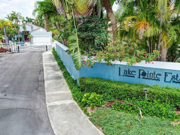 3274 NW 22nd Avenue, Fort Lauderdale FL 33309