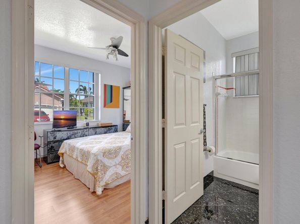 3274 NW 22nd Avenue, Fort Lauderdale FL 33309