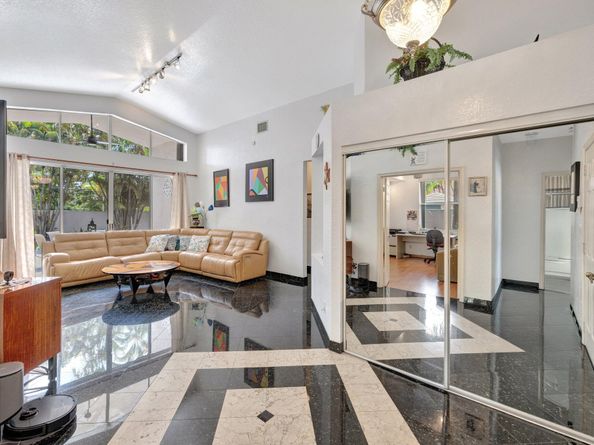 3274 NW 22nd Avenue, Fort Lauderdale FL 33309