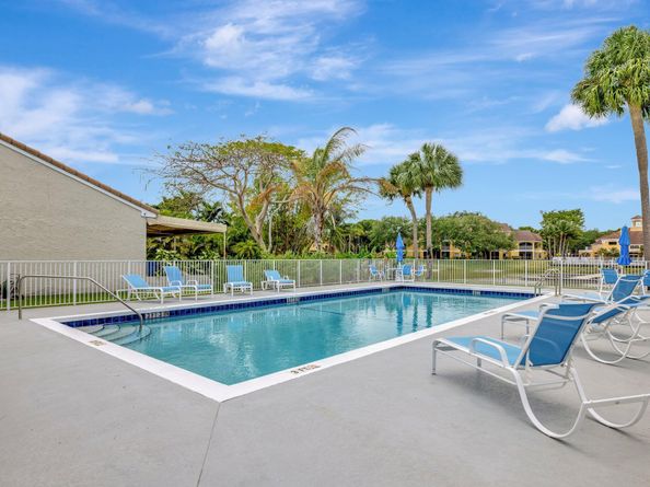 3274 NW 22nd Avenue, Fort Lauderdale FL 33309