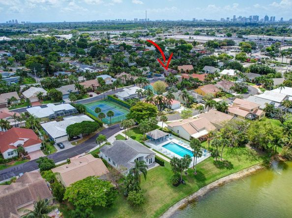 3274 NW 22nd Avenue, Fort Lauderdale FL 33309