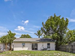 1229 18th Ave N, Lake Worth Beach FL 33460