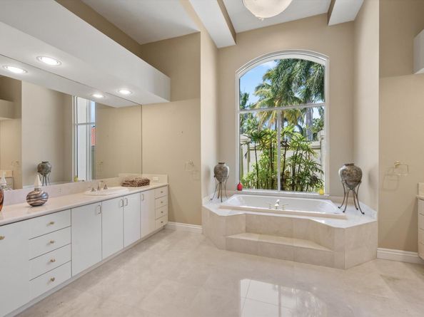 1648 Cypress Row Drive, West Palm Beach FL 33411