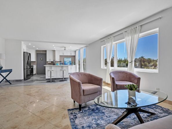720 Bayshore Dr 202, Fort Lauderdale FL 33304