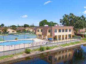 953 Springdale Circle 95, Palm Springs FL 33461