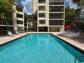 2306 S Cypress Bend Dr 319, Pompano Beach FL 33069